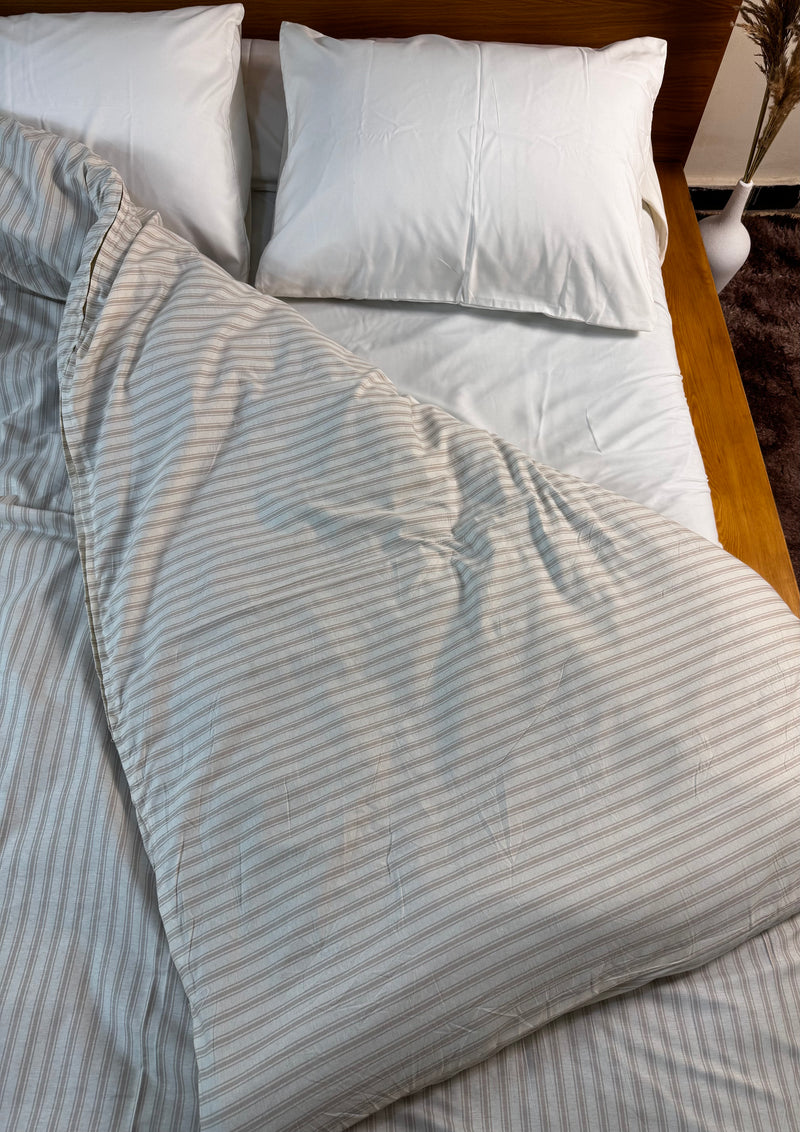 WARM LATTE LINES Duvet Cover
