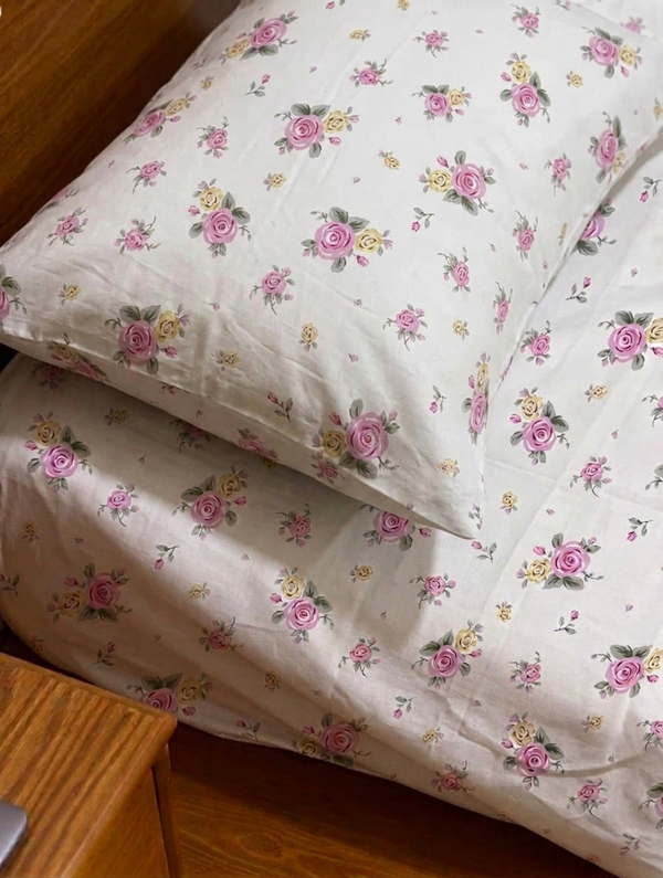 Rosalie Vintage Bloom