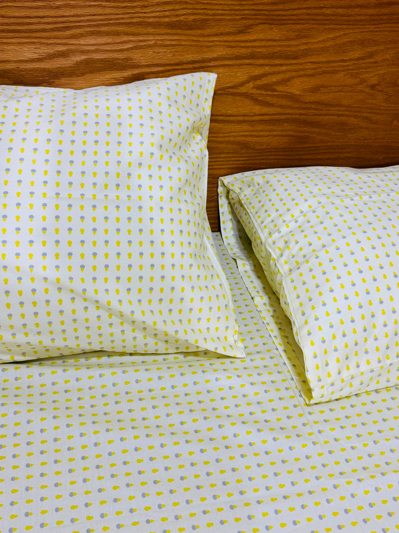 Light Yellow Drops